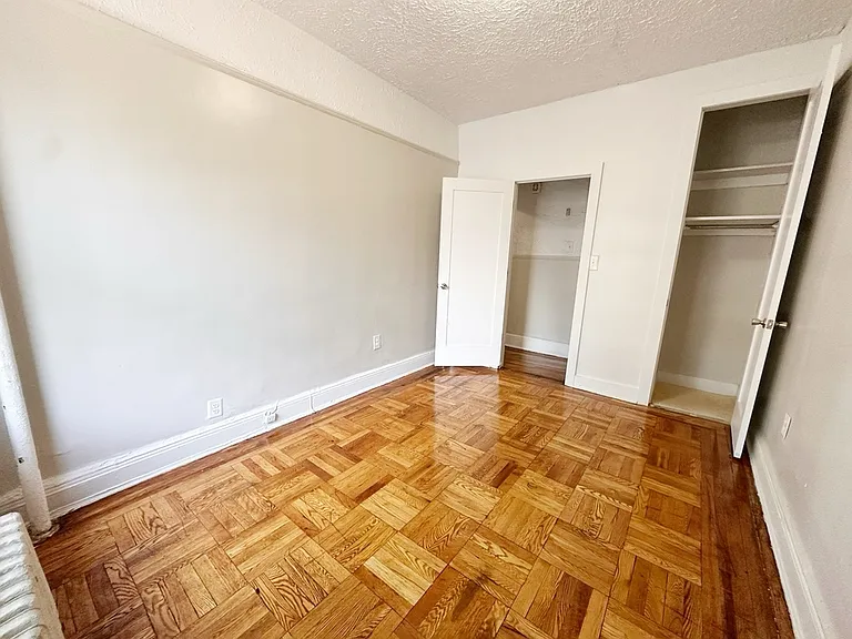 8630 23rd Ave #1E — Photo 7
