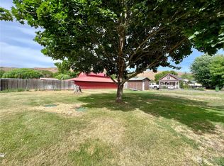 400 Baxter St #402, Starbuck, WA 99359