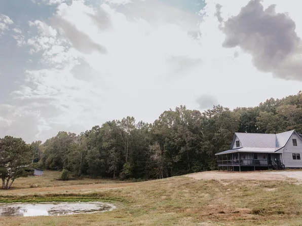 121 Stock Dog Ln, La Fayette, GA 30728