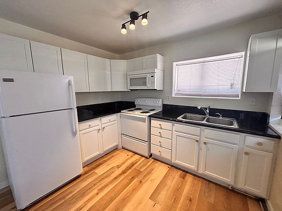 2nd image of 219 S 13th St APT A