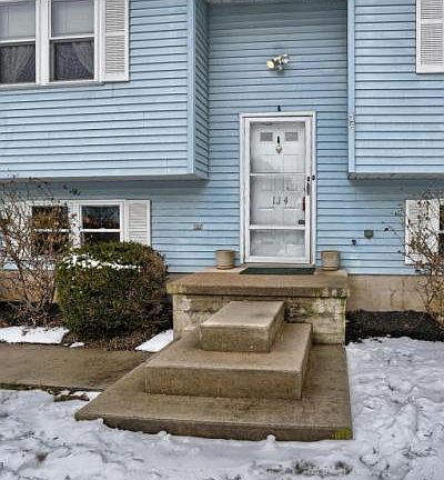 3rd image of 114 Fishermans Ln