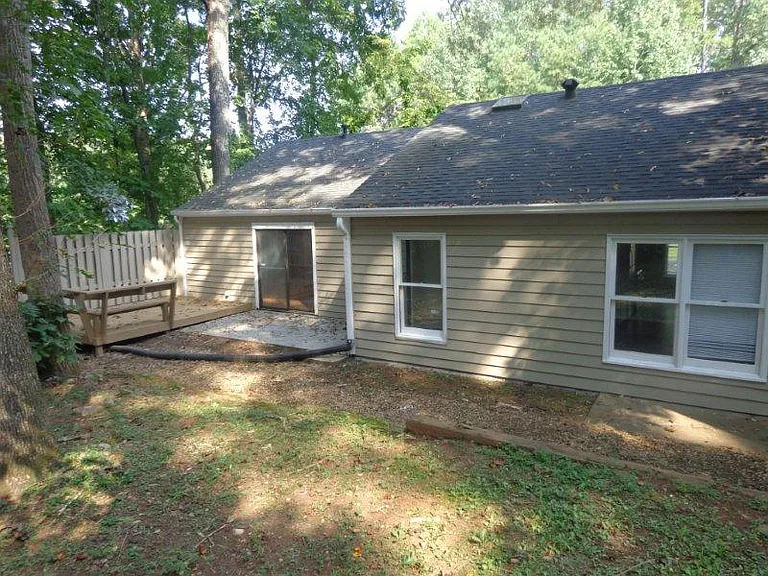 5035 Martins Crossing Rd — Photo 8