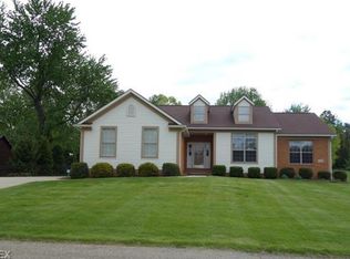 6118 Marelis Ave NE, Canton, OH 44721
