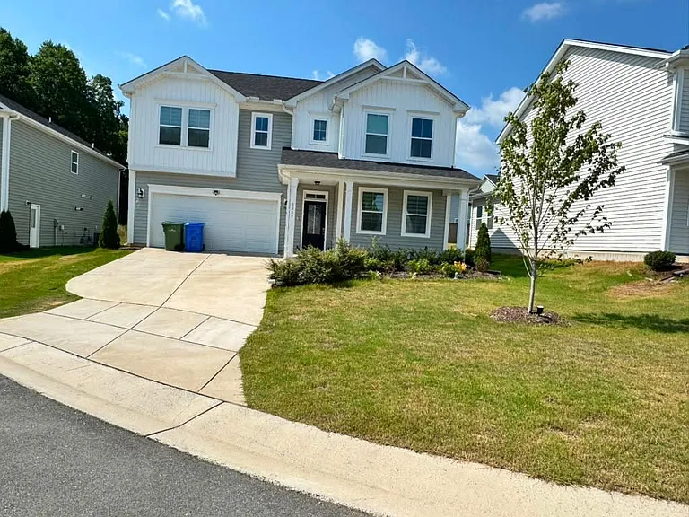 1309 McFarlan Ct — Photo 1