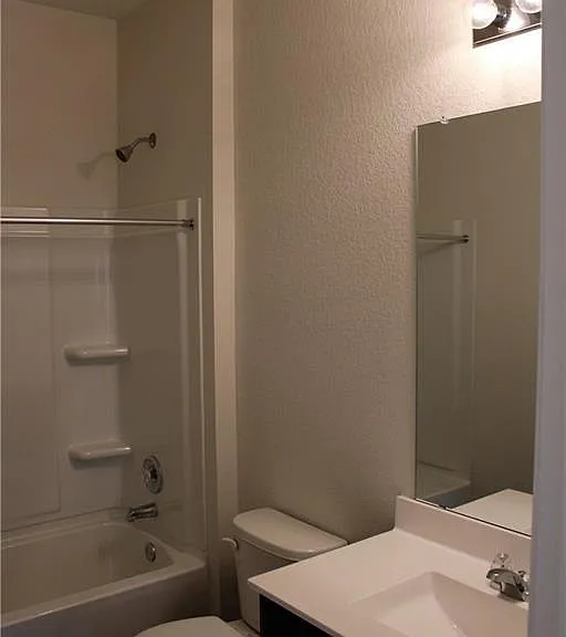 15108 Kent Justin Dr — Photo 5