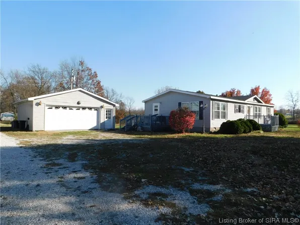 203 E Center Street, Campbellsburg, IN 47108