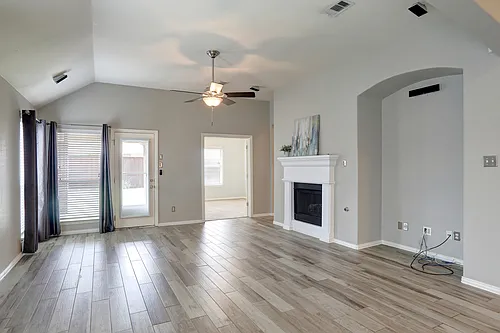 2804 Cascade Cove Dr Photo 1