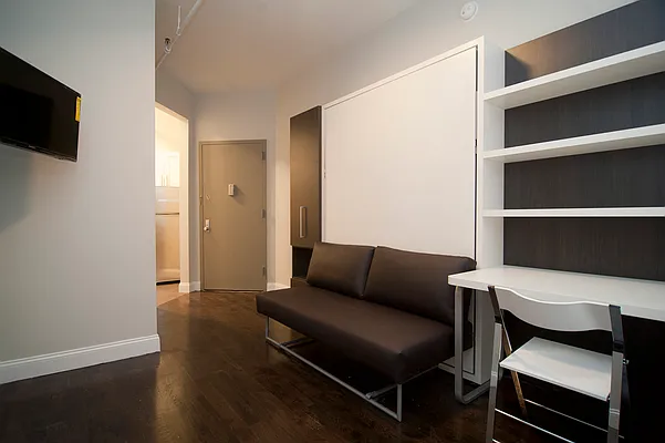 Rented by Weissman Equities | media 15