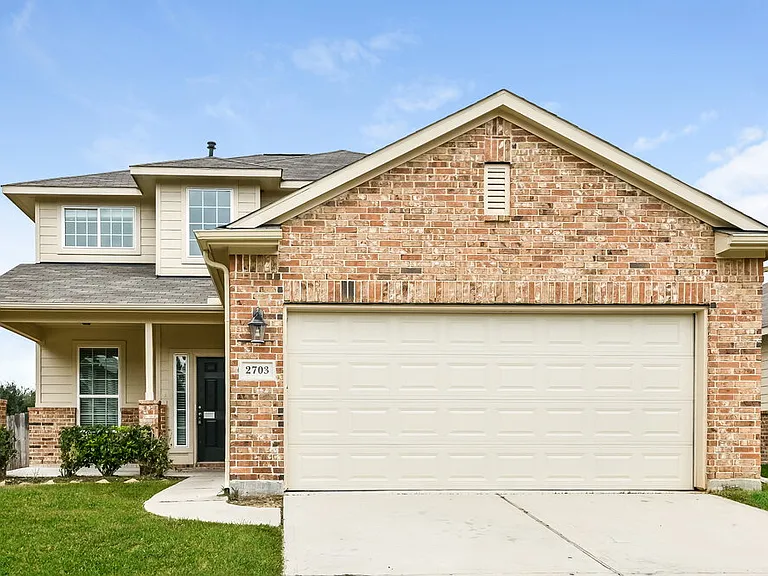 2703 Sleepy Knoll Dr — Photo 1