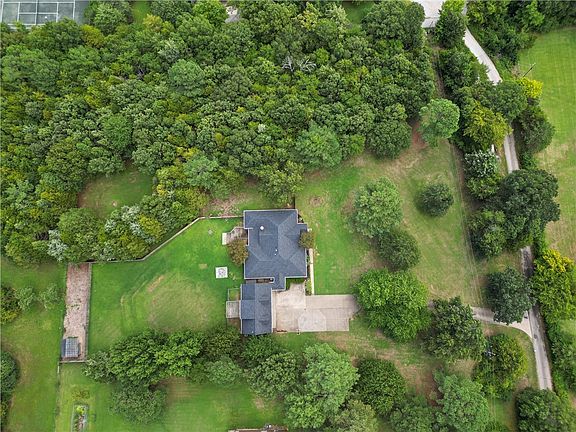 2nd image of 6244 E Claywood Ln