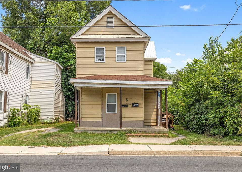 1st image of 313 Washington St