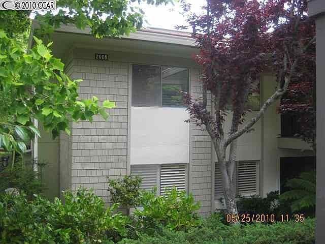 1st image of 2609 Ptarmigan Dr APT 1