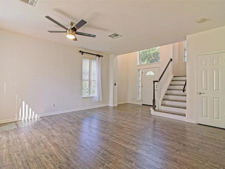 13421 Tossa Ln — Photo 9