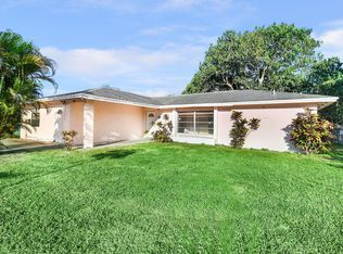 2652 Iroquois Ave, Fort Pierce, FL 34946