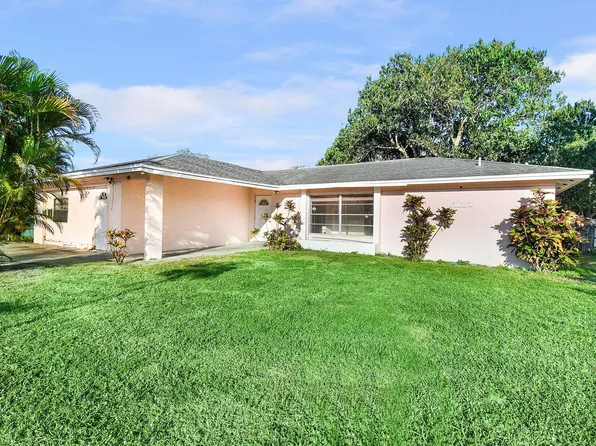 2652 Iroquois Avenue, Fort Pierce, FL 34946
