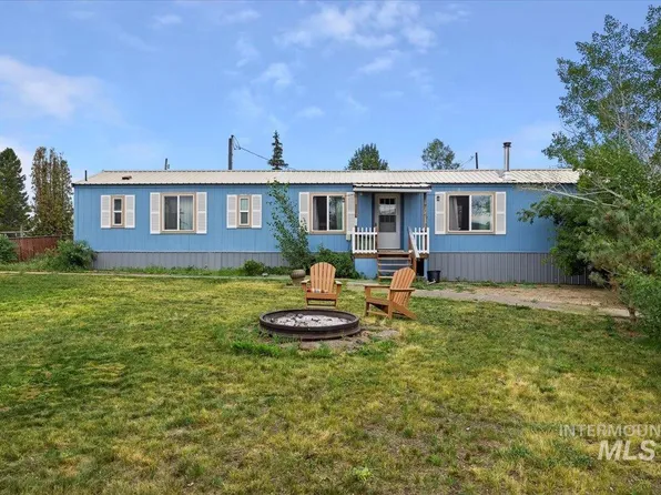 104 Poverty Ln, West Magic, ID 83352