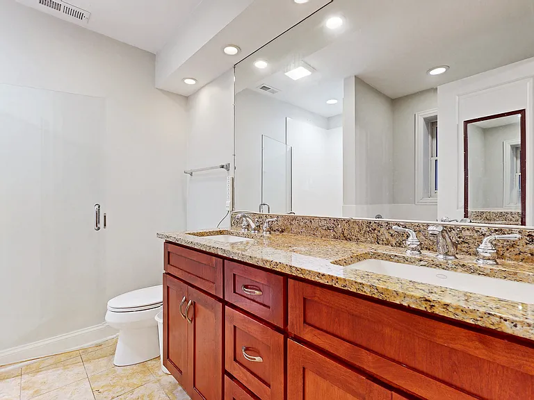 1504 W Augusta Blvd #1 — Photo 6