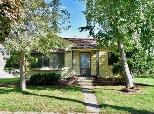 1032 Gilmore Ave, Winona, MN 55987