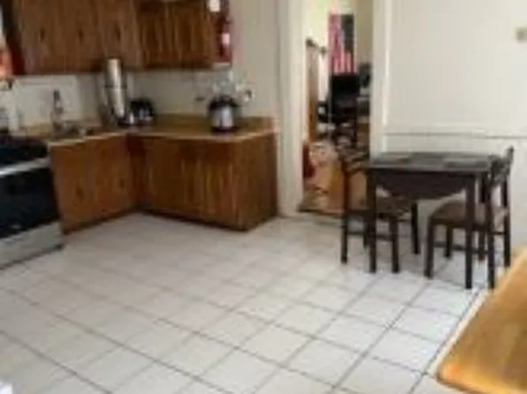 56 7th St APT 3, Cambridge, MA 02141