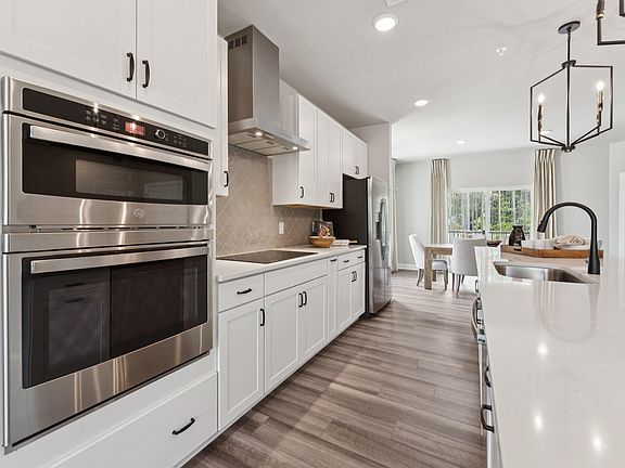4th image of 10526 Bailey Branch Dr Unit 201