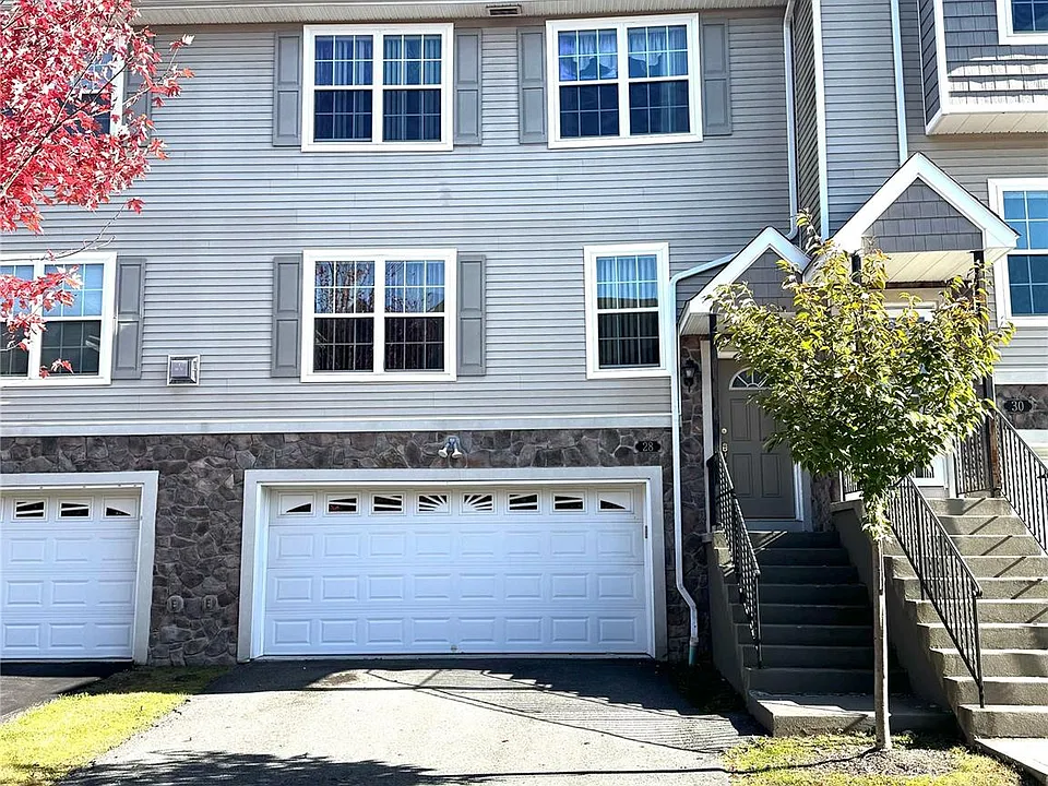 28 Hidden Creek Blvd