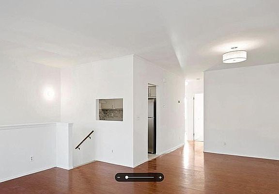 4th image of 1062 De Kalb Ave #2