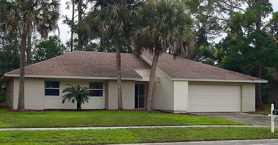 1st image of 450 Eagle Cir