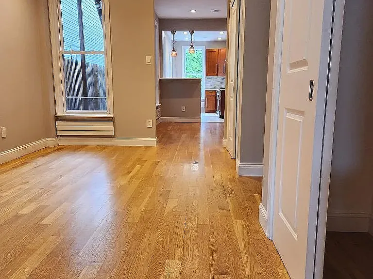 54 Hausman St #1A — Photo 10