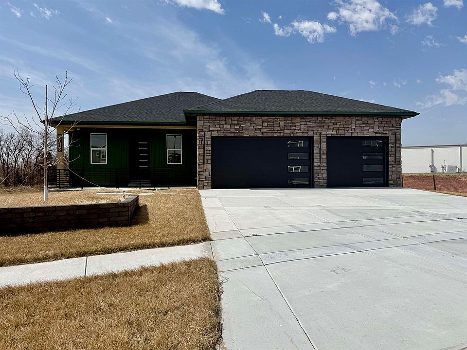 1st image of 3013 W Laux Dr
