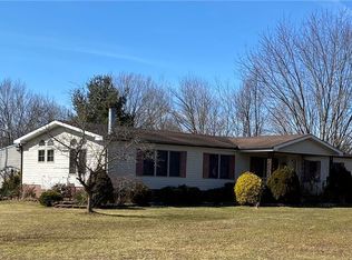 9938 Wolfe Rd, Windham, OH 44288