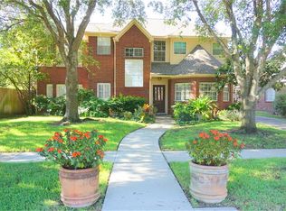 4700 Broadmoor Dr, League City, TX 77573