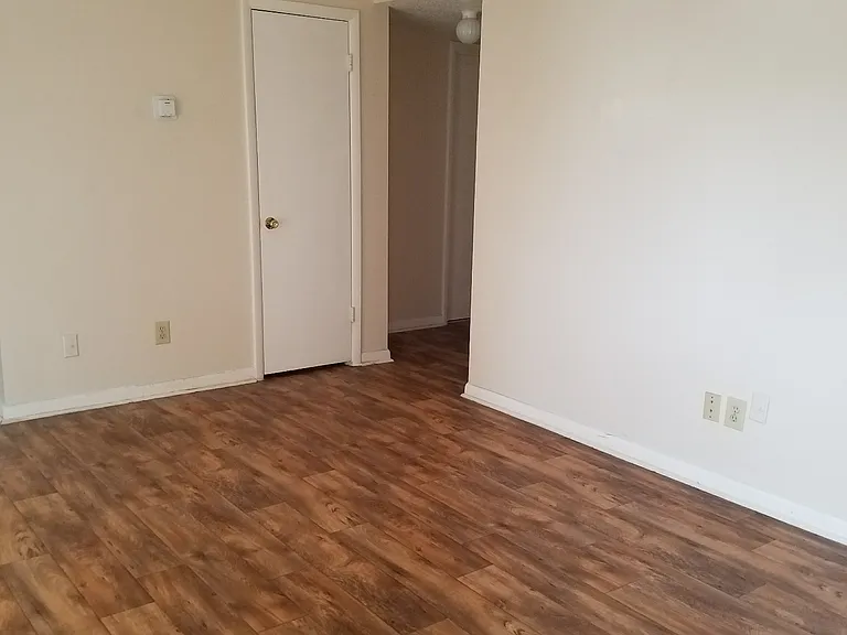 3813 Triana Blvd SW #201-E — Photo 25