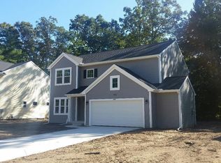 14492 Manor Rd, Grand Haven, MI 49417