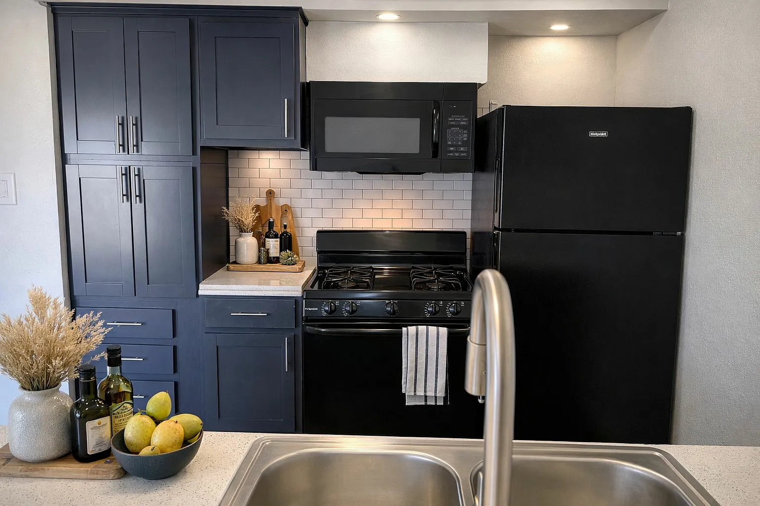 Zillow - Gobi Apartments — Photo 3