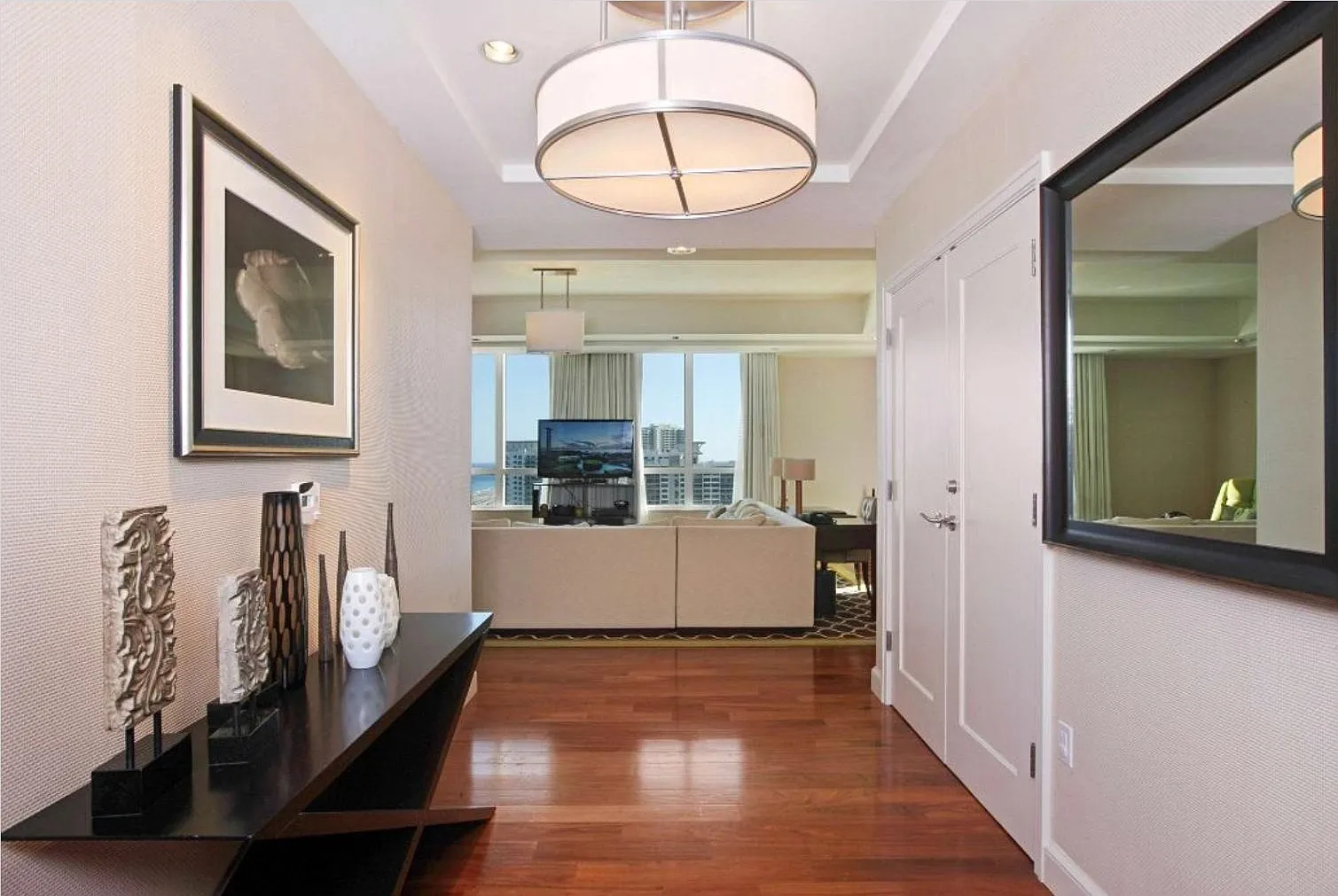 3 bed, 2.5 bath, 2075 sqft, $25,000 — Photo 3