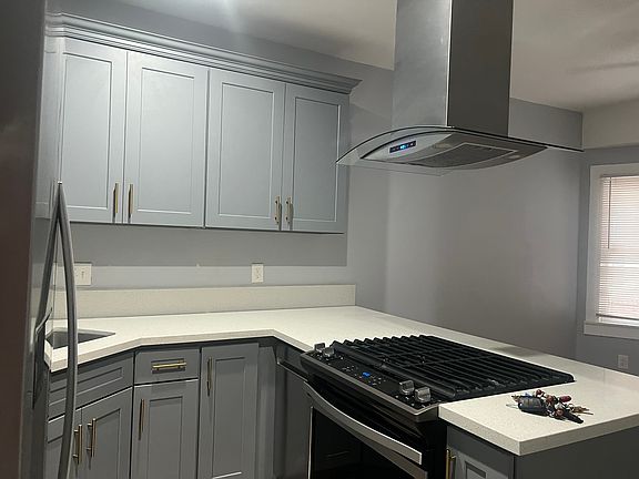 4th image of 338 Cedar Ave APT 9