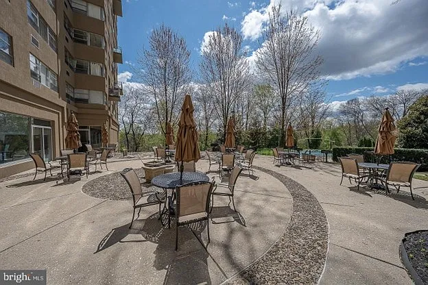 1030 E Lancaster Ave #910 — Photo 24