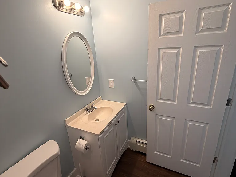 123-125 Broadway #3 — Photo 5