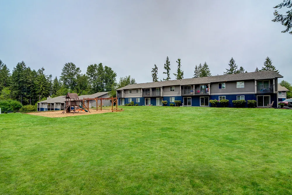 2 bed, 860 sqft, $1,525 — Photo 3