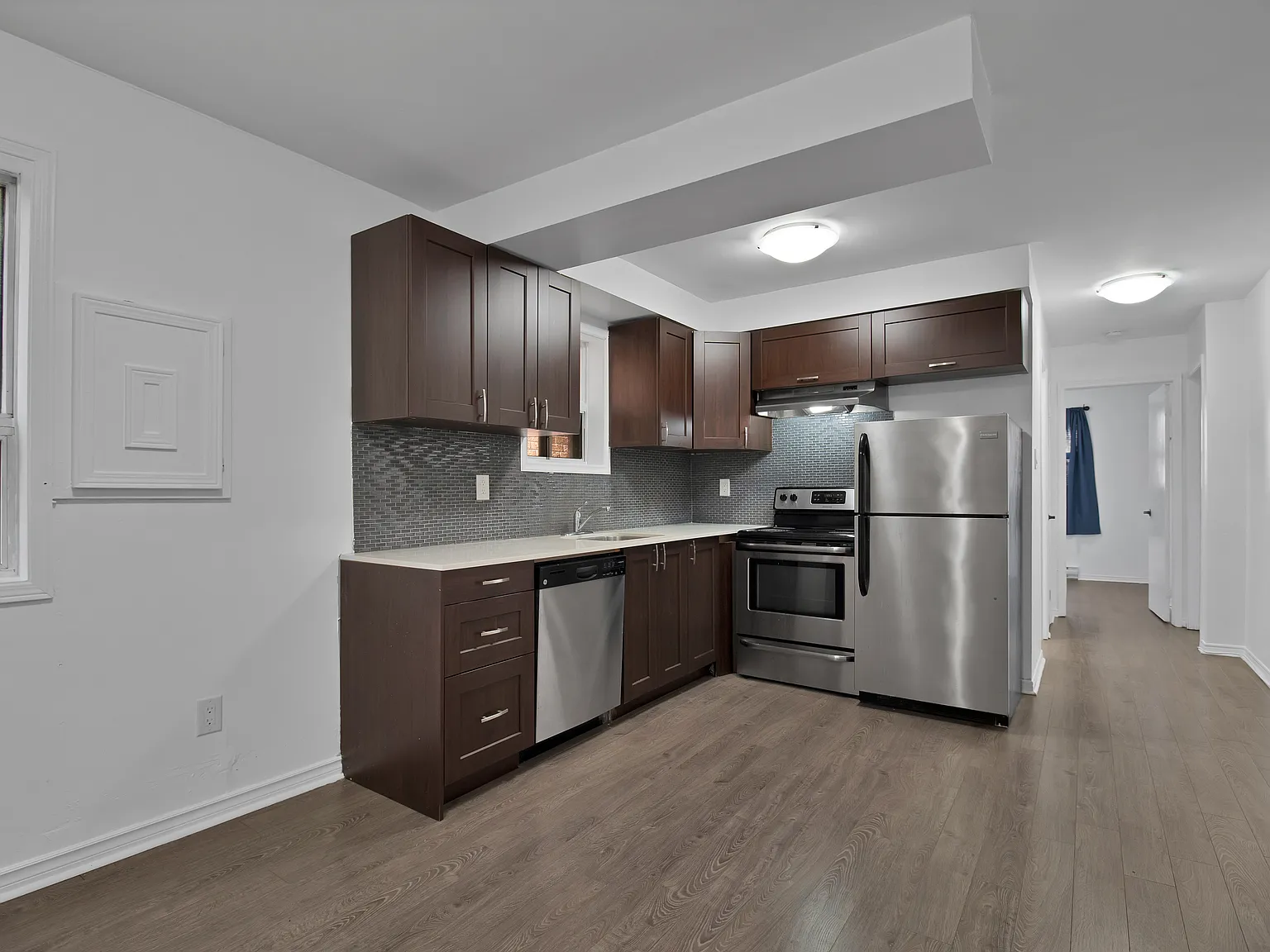 105 Galt Avenue — Photo 2