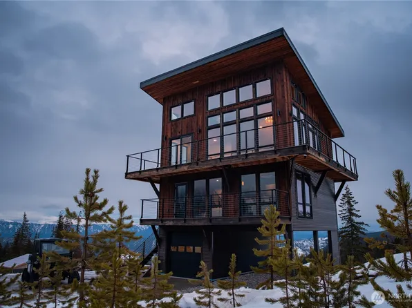 2 Coulter Creek Road, Lake Wenatchee, WA 98826