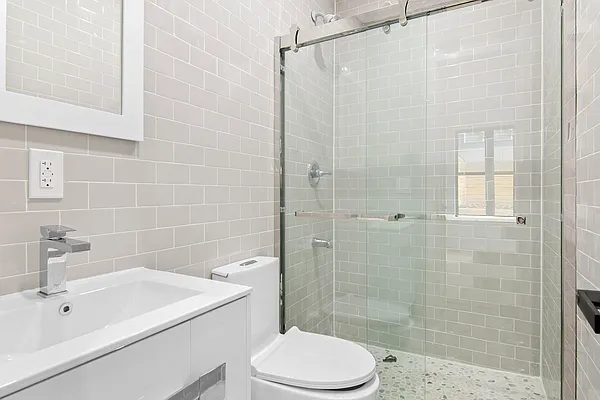 Rented by Compass | media 14