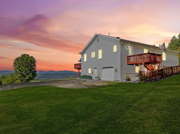 90 Vista Lane, Lyndon, VT 05851