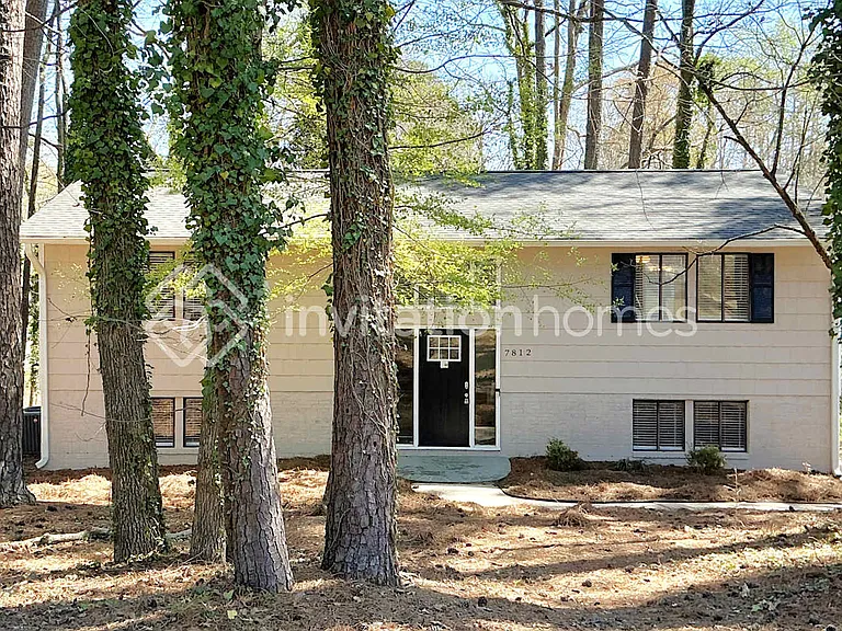 7812 Haymarket Ln — Photo 1