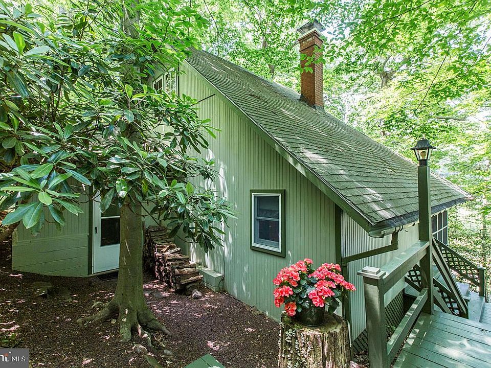 428 Pennsylvania Ave, Mount Gretna, PA 17064 Zillow