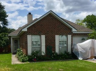 235 Caledonia Dr, Lafayette, LA 70508