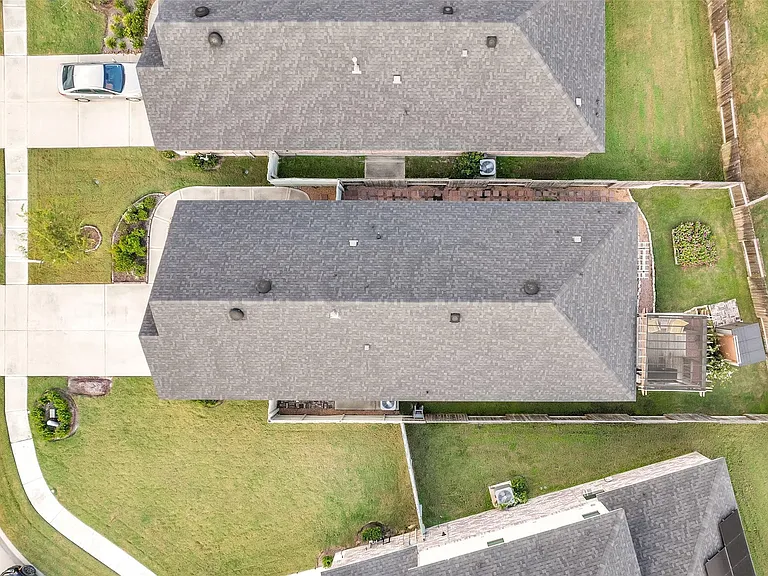 9316 Colonial Bent Ct — Photo 25