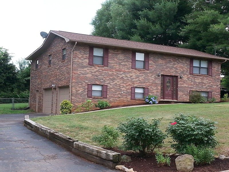 1st image of 537 Catalpa St