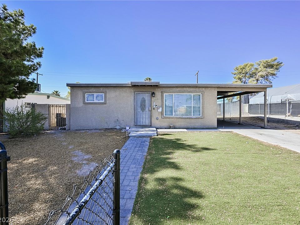 1st image of 3693 Hilo Ave