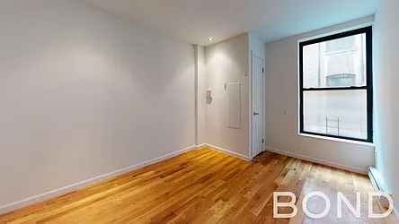 Rented by Bond New York